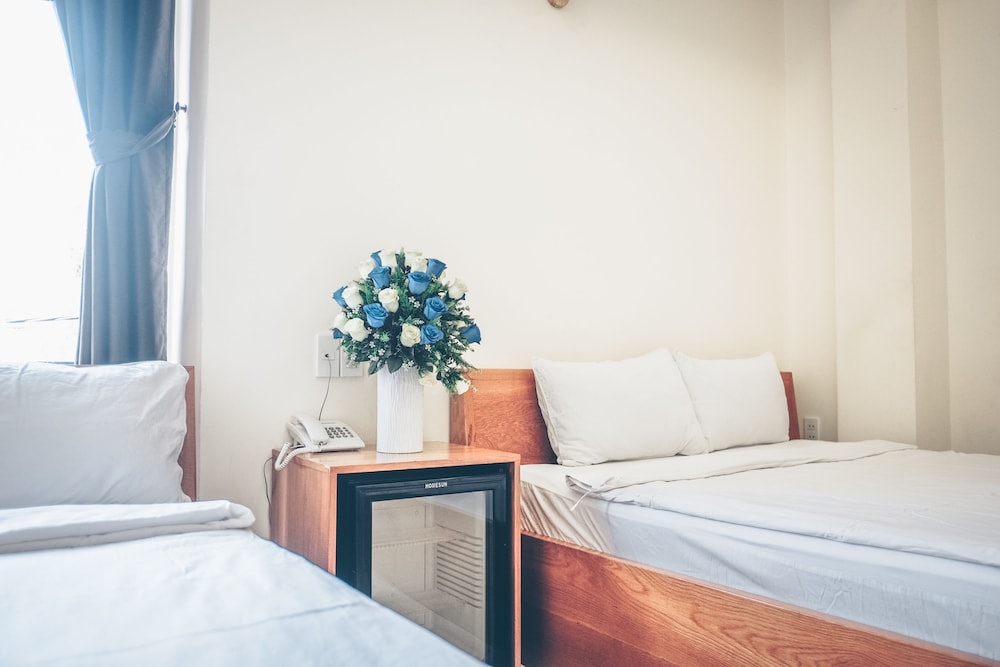 green hotel vinh loc