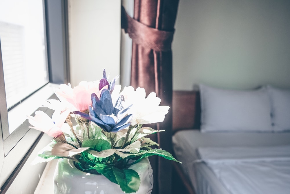 green hotel vinh loc
