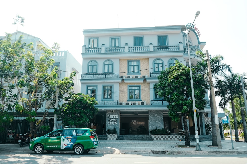 green hotel vinh loc