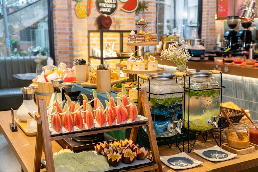 seahorse office and hotel