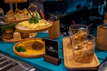 seahorse office and hotel