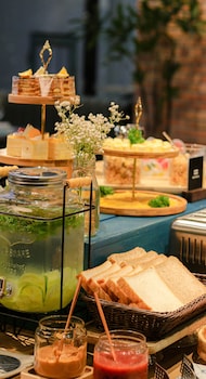 seahorse office and hotel