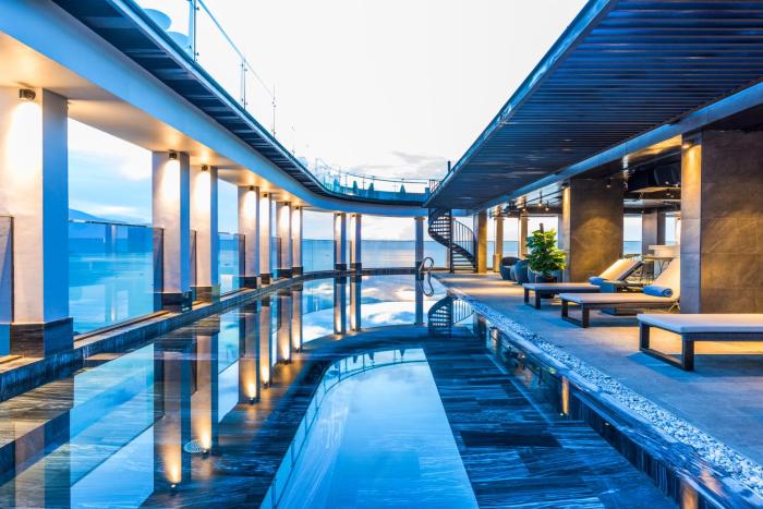 stella maris beach danang