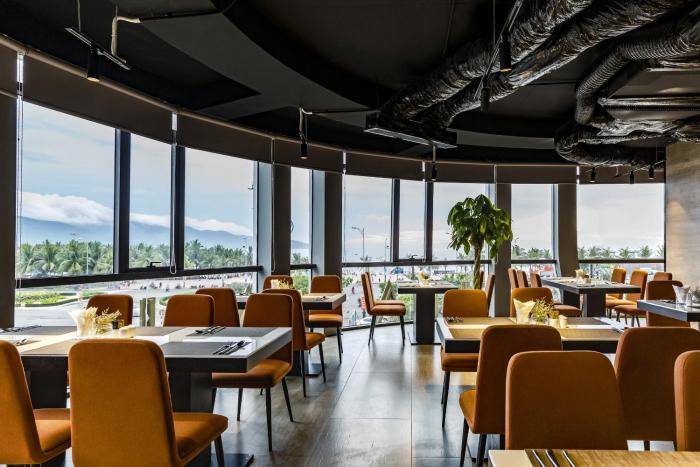 stella maris beach danang