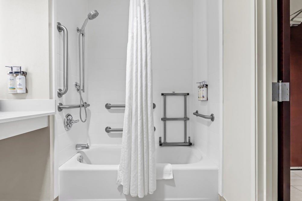 holiday inn express hotel and suites florence northeast by ihg