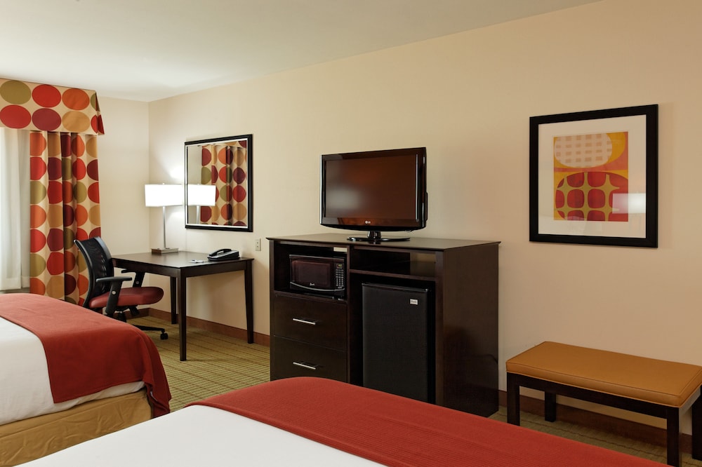 holiday inn express hotel and suites florence northeast by ihg