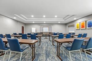 holiday inn express hotel and suites florence northeast by ihg