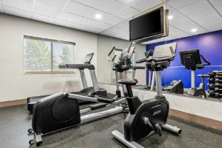 holiday inn express hotel and suites florence northeast by ihg