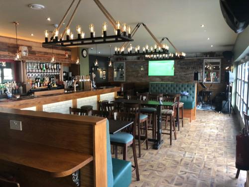 scone arms hotel