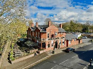 bowling green chorlton