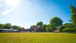 bowling green chorlton