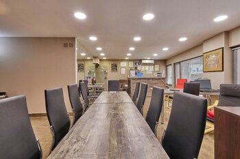 dorian boutique hotel apartments