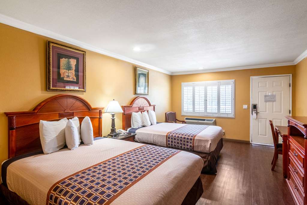 rodeway inn artesia cerritos
