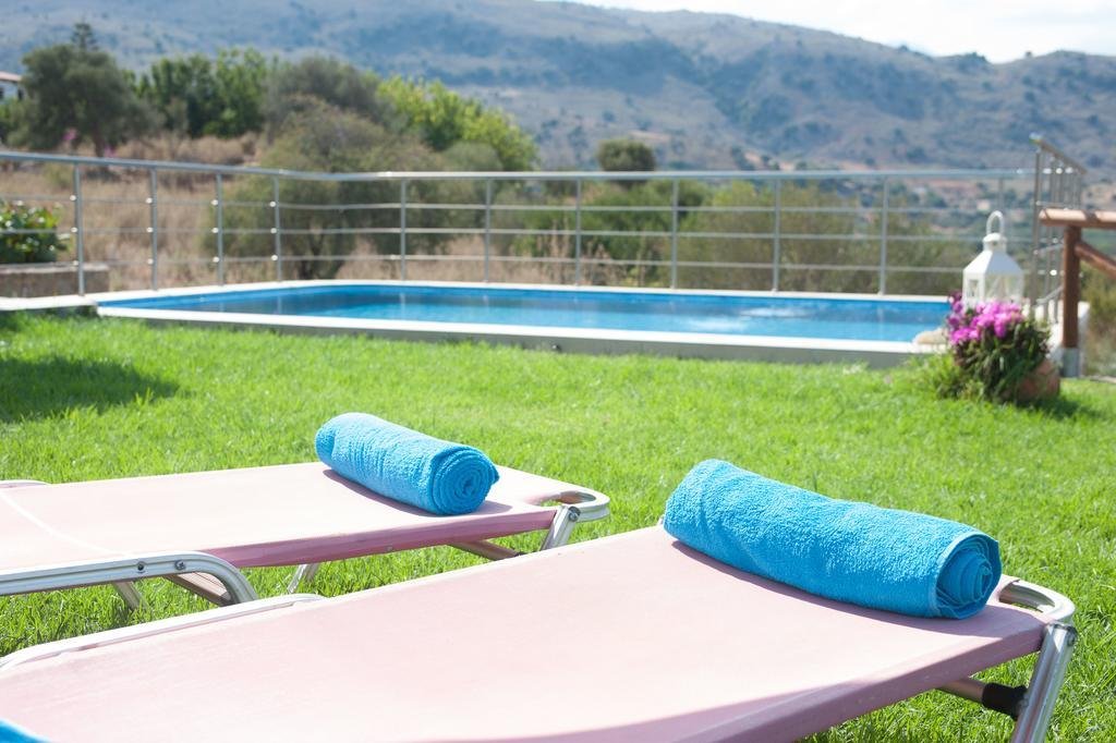 villa balos amfimala