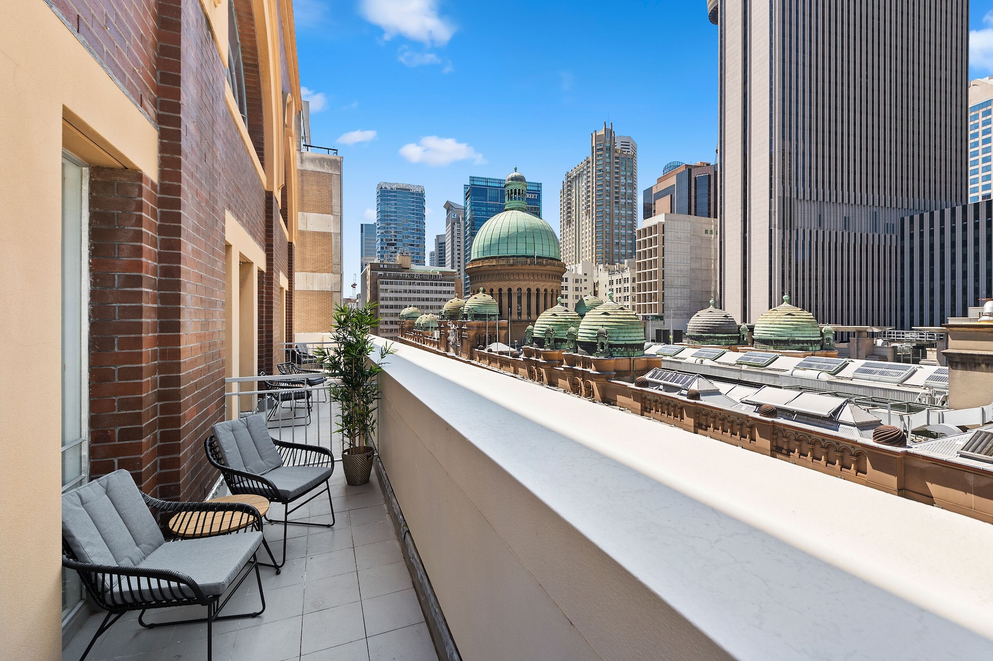 yehs hotel sydney qvb