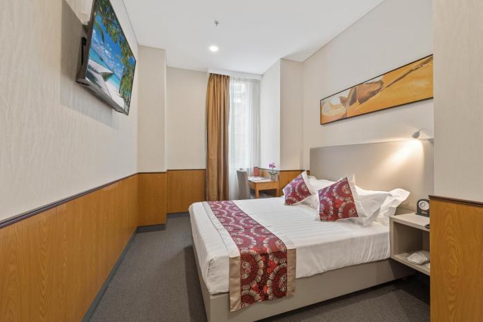 yehs hotel sydney qvb