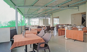 itsy hotels chetan executive hadapsar phursungi