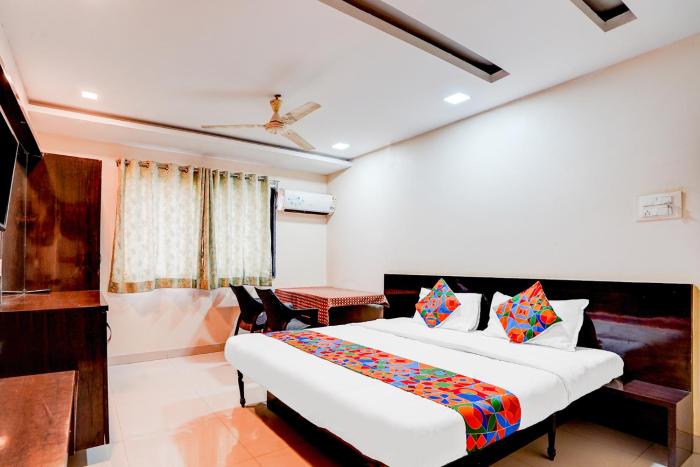 itsy hotels chetan executive hadapsar phursungi