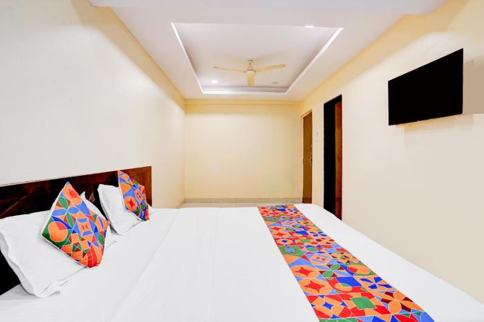 itsy hotels chetan executive hadapsar phursungi