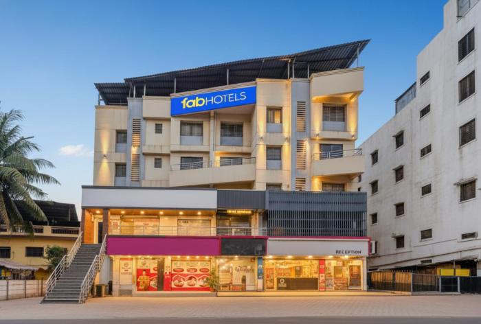 itsy hotels chetan executive hadapsar phursungi