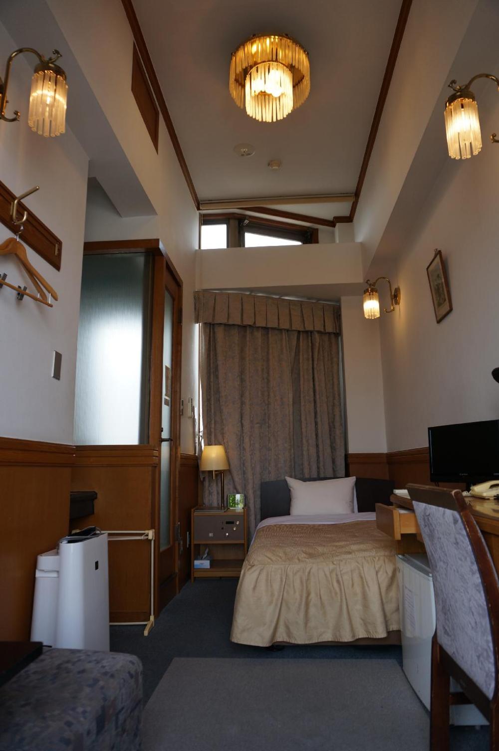 business hotel crescent