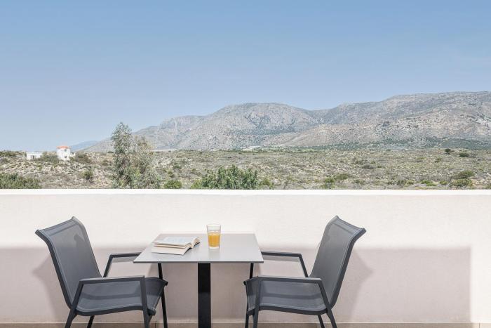 elafonisi resort by kalomirakis family