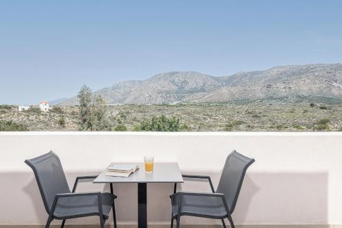 elafonisi resort by kalomirakis family