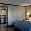 hawthorne plaza inn