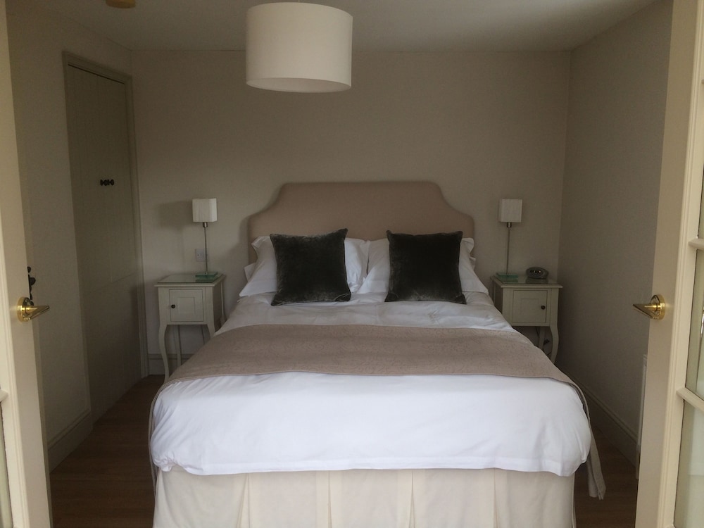 the barn at woodview