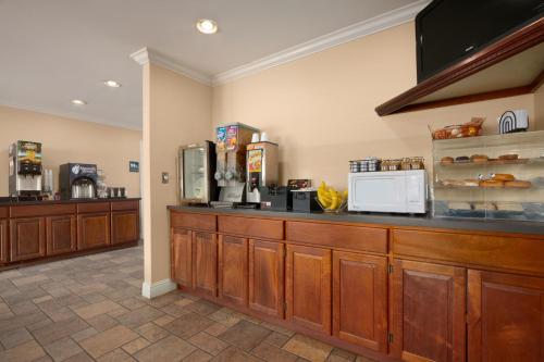 days inn by wyndham alexander city