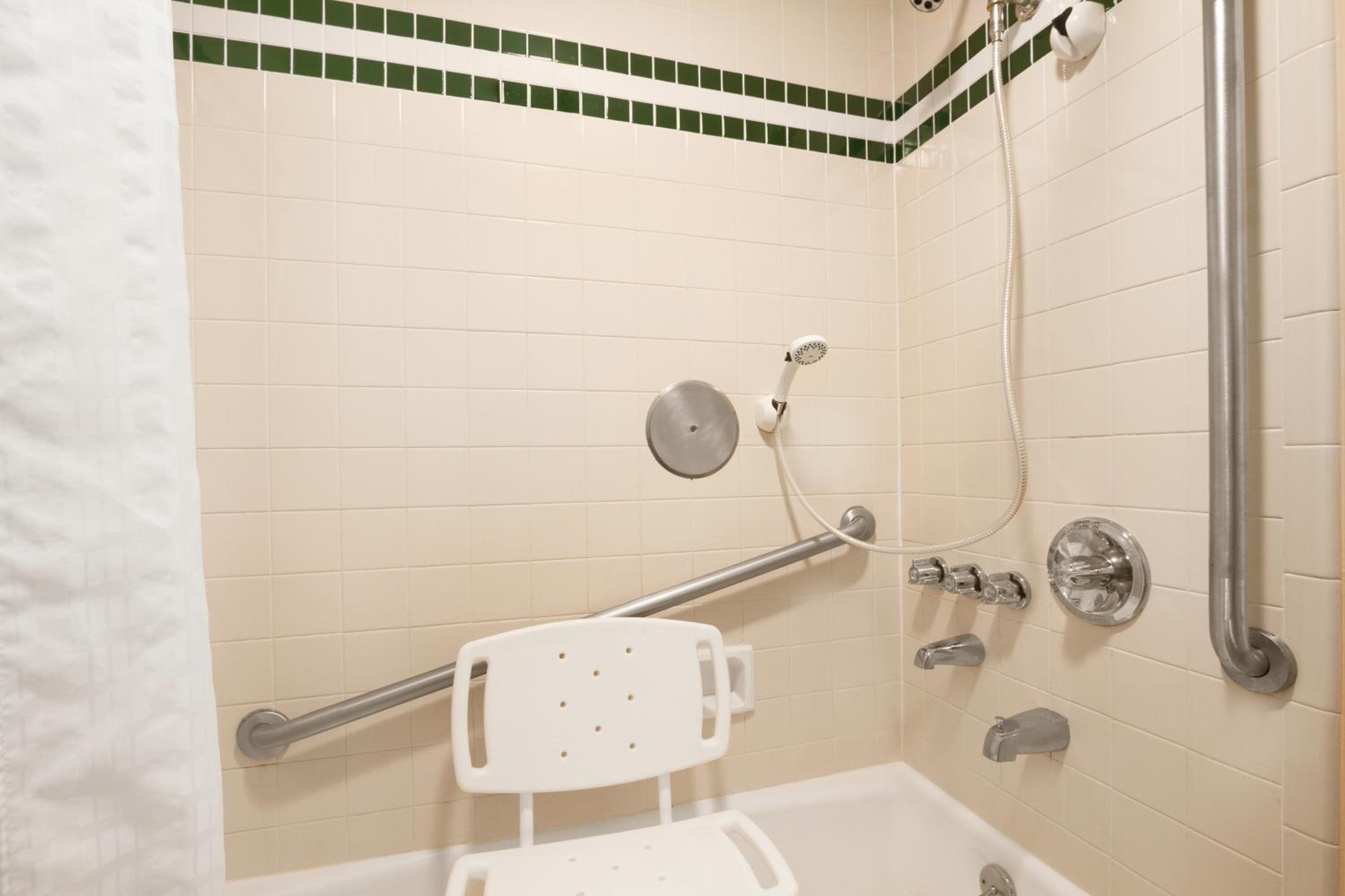 days inn by wyndham alexander city