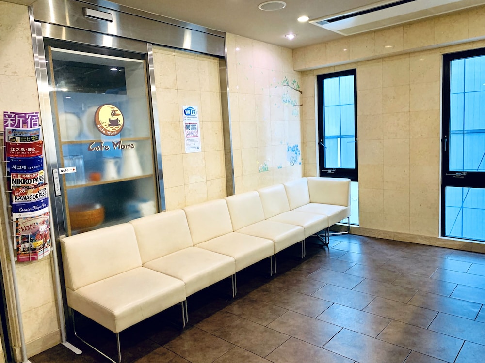 tokyo plaza hotel