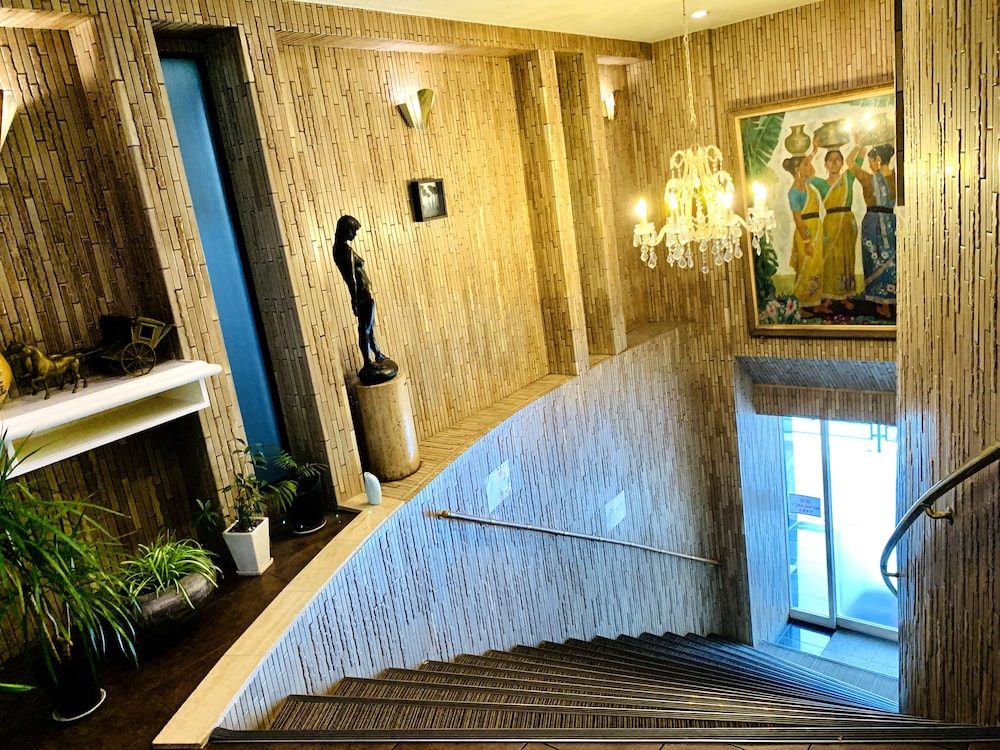 tokyo plaza hotel