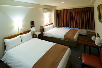 tokyo plaza hotel