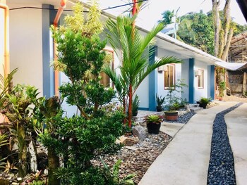 pisces garden tourist inn