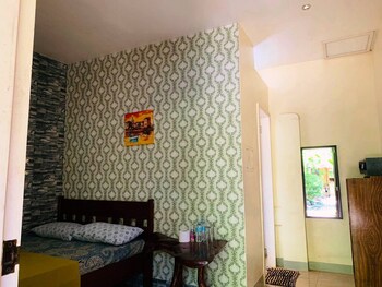 pisces garden tourist inn