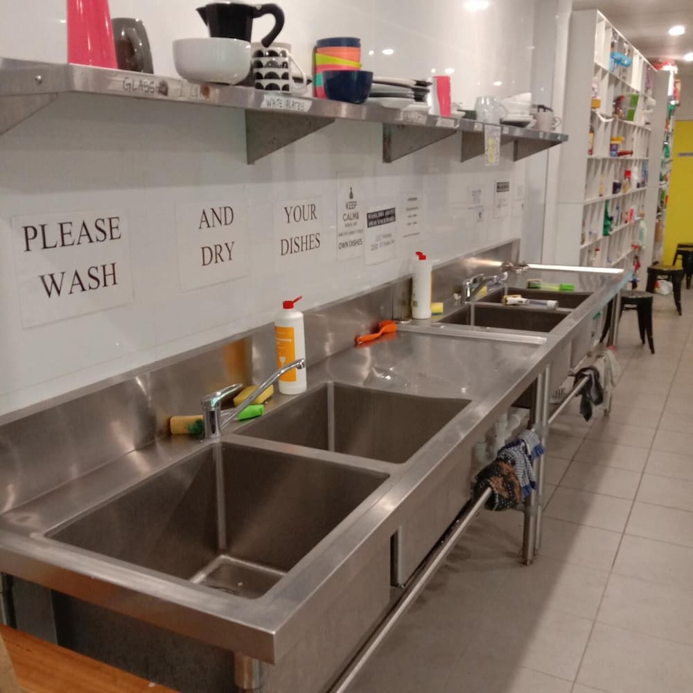 perth city backpackers hostel