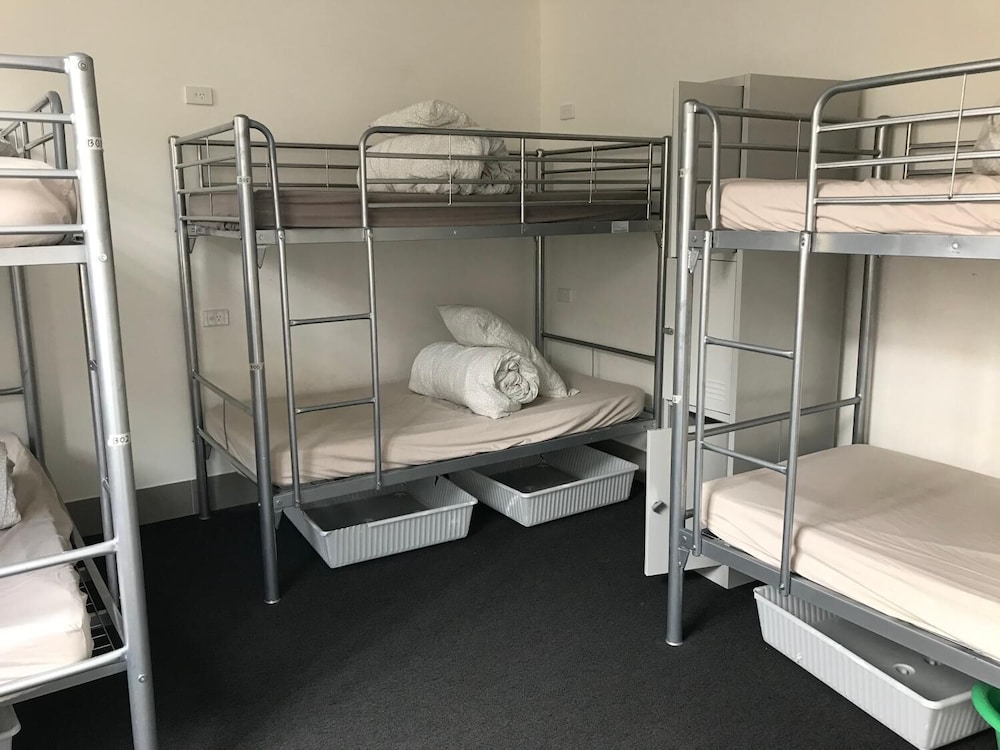 perth city backpackers hostel