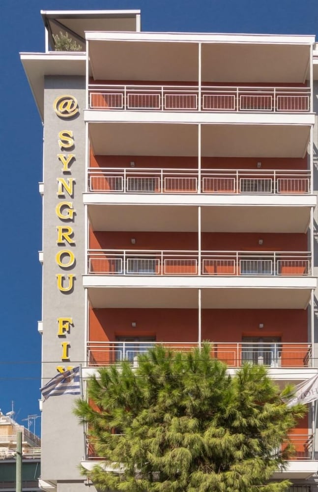 hotel syngrou fix