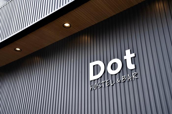 dot hostel and bar