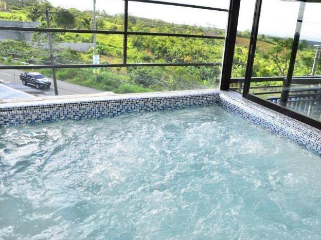 el renzo hotel tagaytay