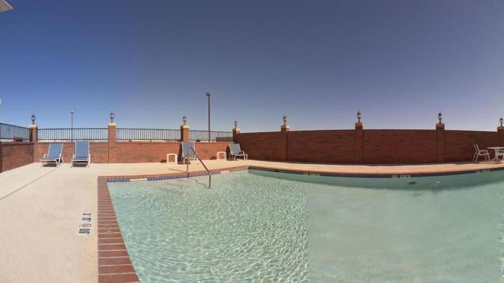 holiday inn express hotel and suites fort stockton by ihg