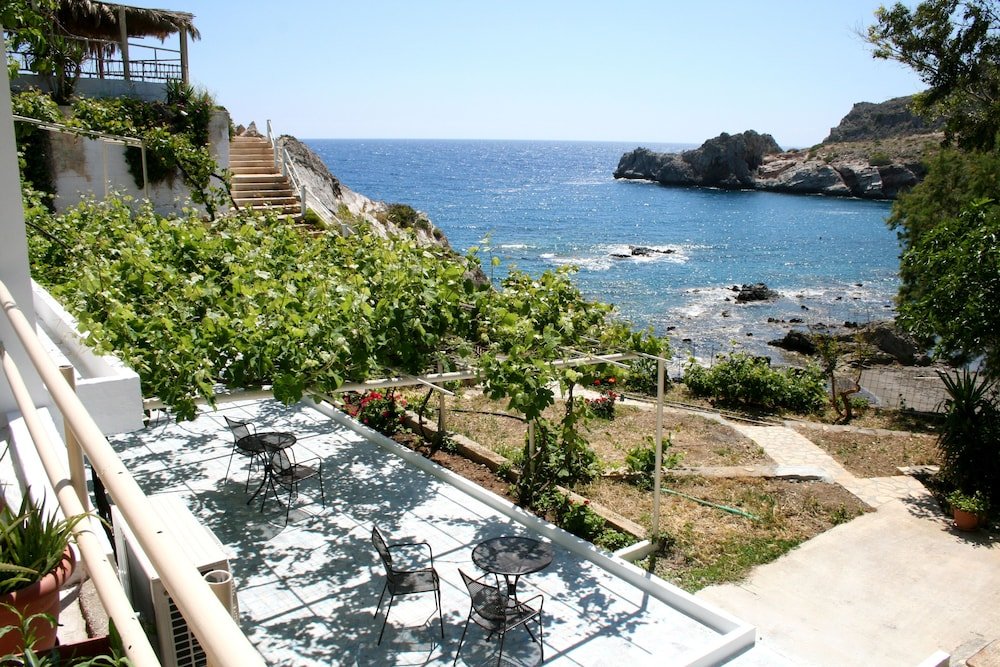 agios pavlos hotel