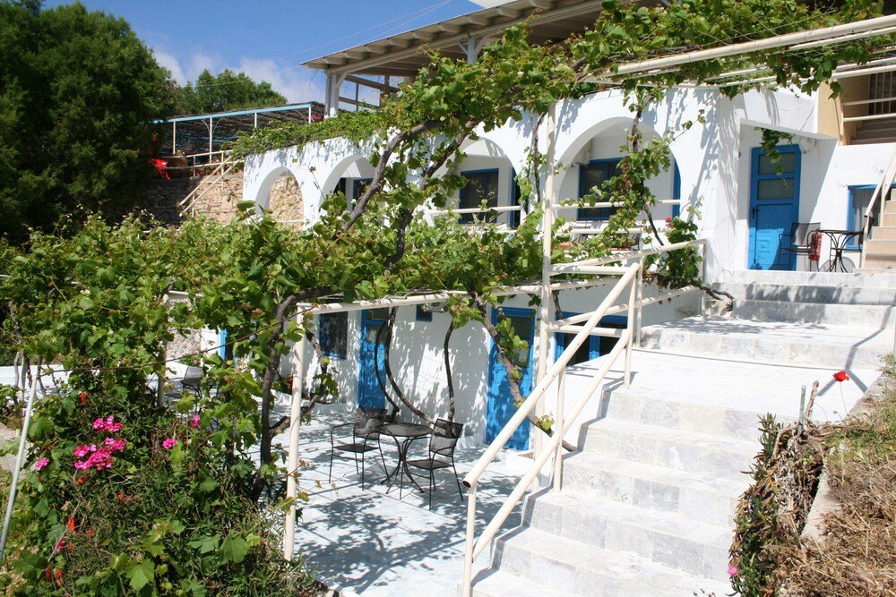 agios pavlos hotel