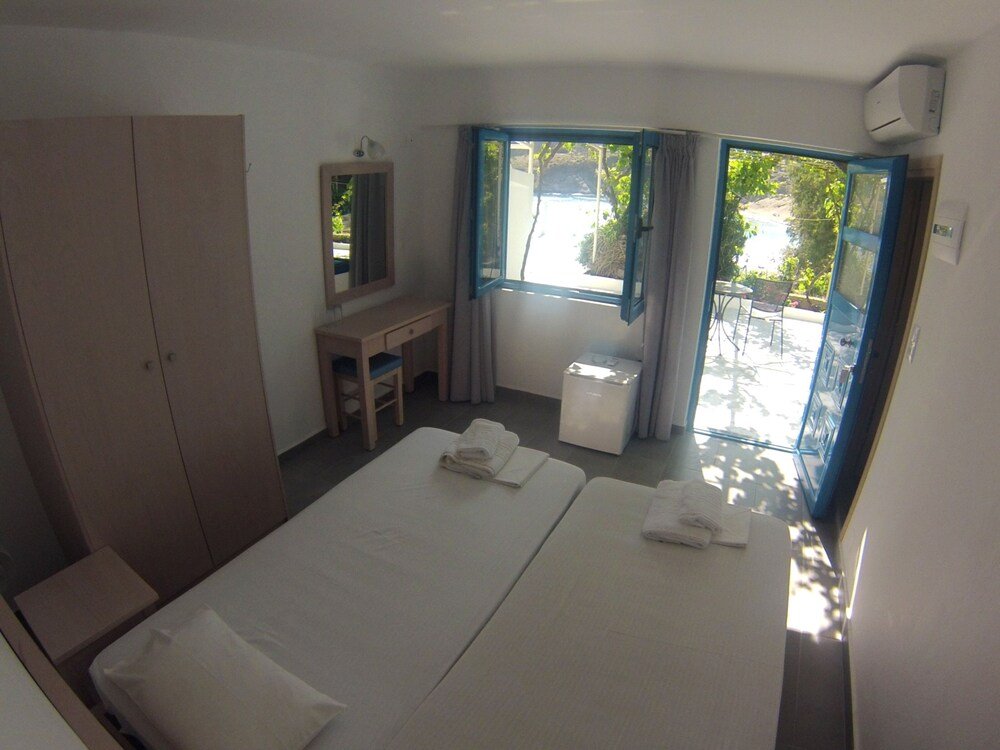 agios pavlos hotel