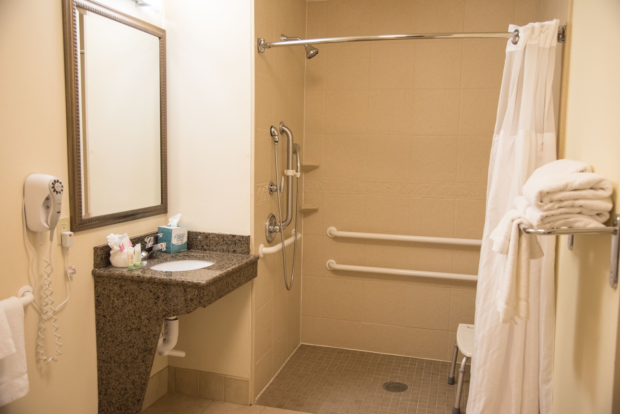staybridge suites fort wayne by ihg