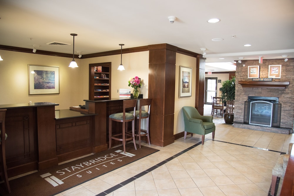 staybridge suites fort wayne by ihg
