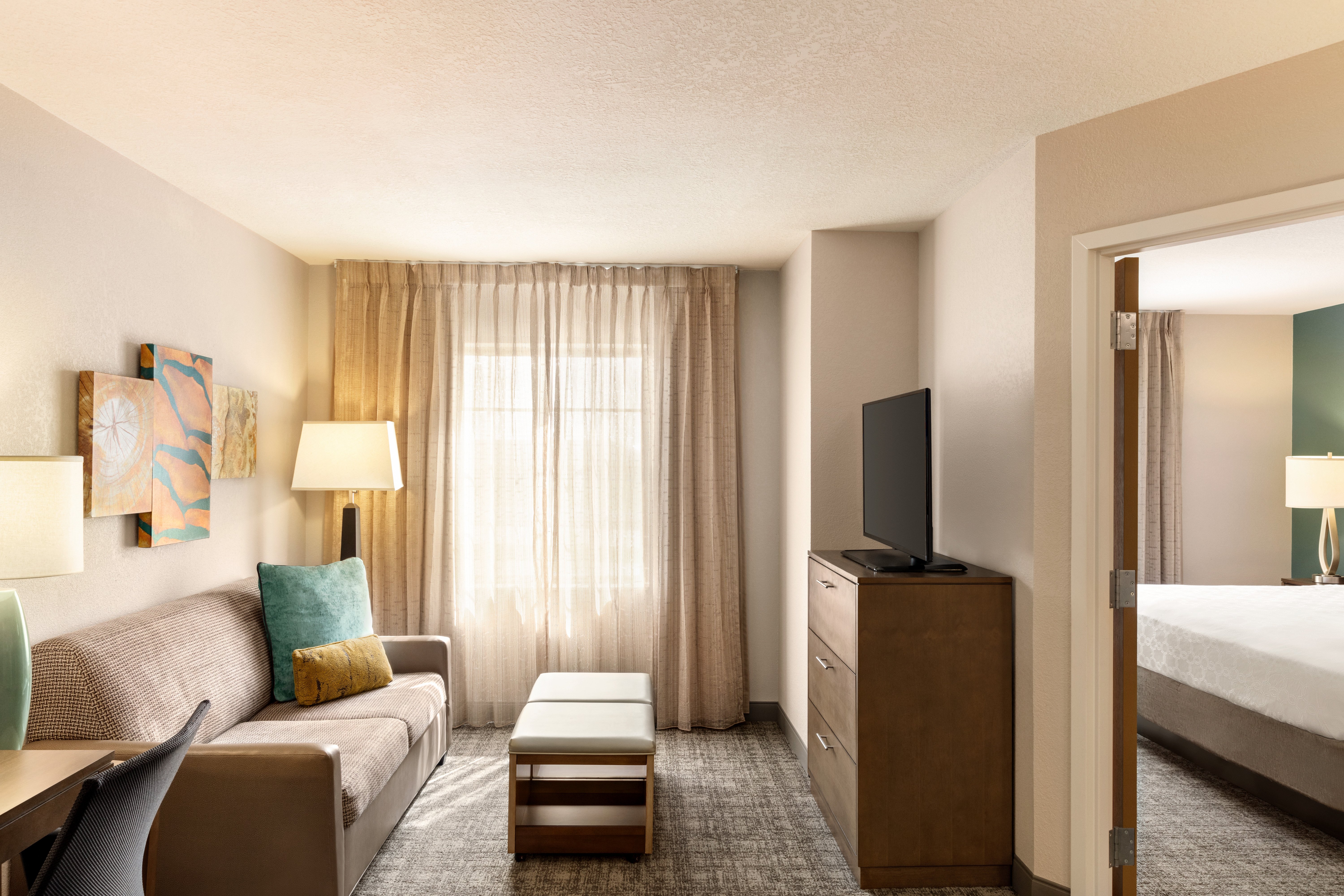 staybridge suites fort wayne by ihg