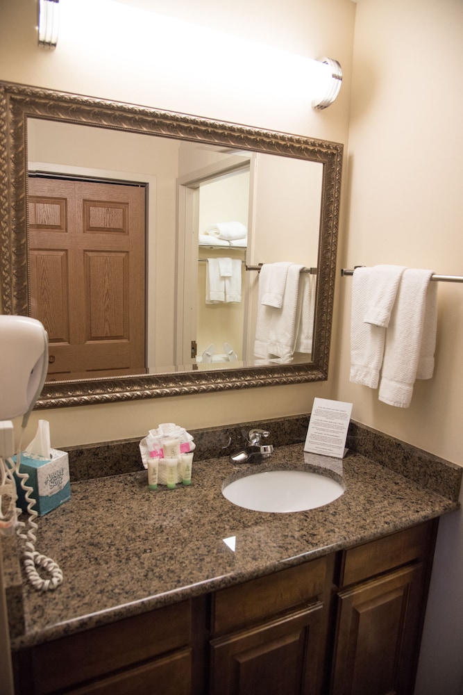 staybridge suites fort wayne by ihg