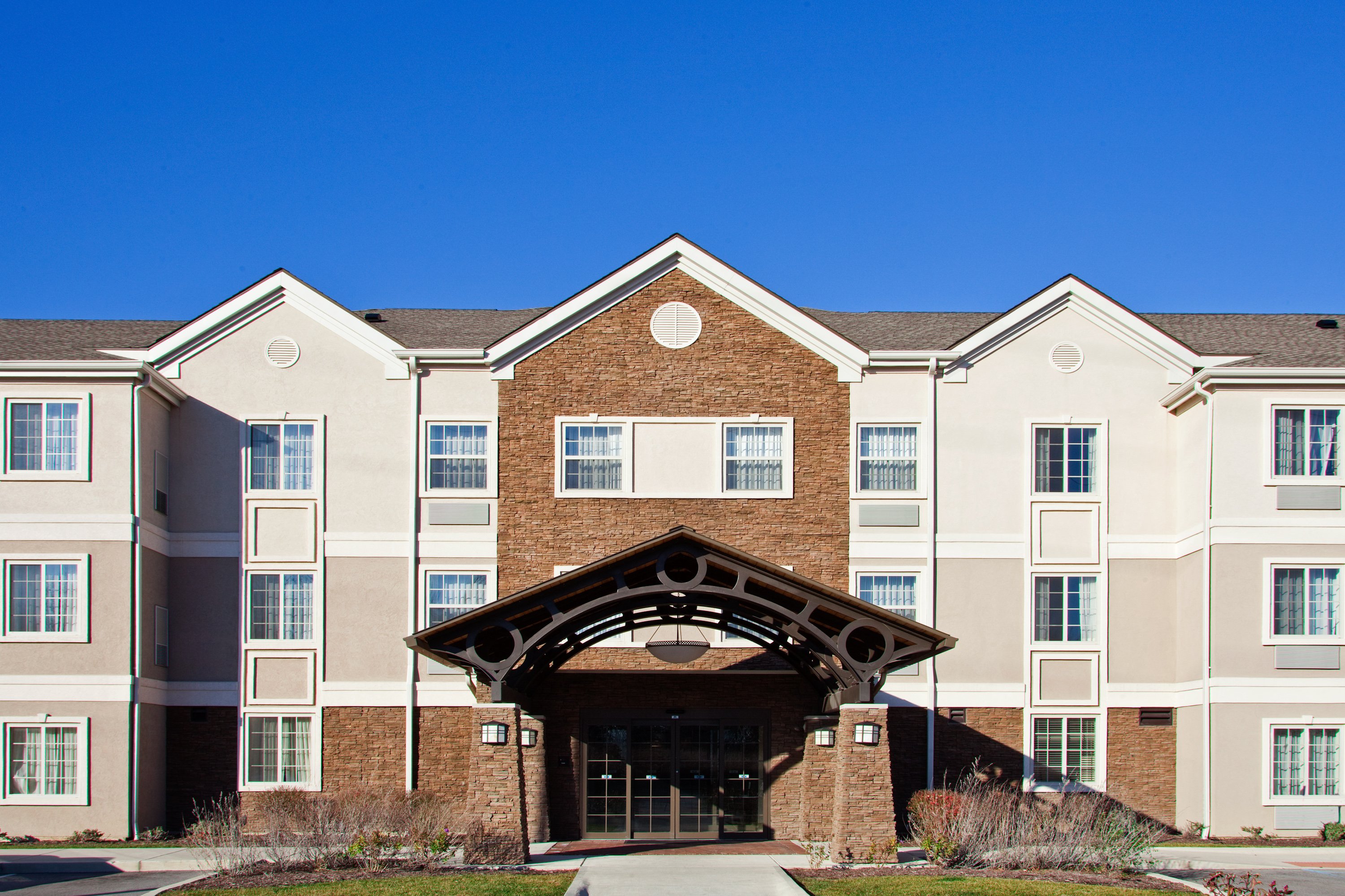 staybridge suites fort wayne by ihg